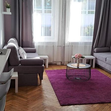 Sweet 16 Apartment In The Party District Βουδαπέστη Εξωτερικό φωτογραφία