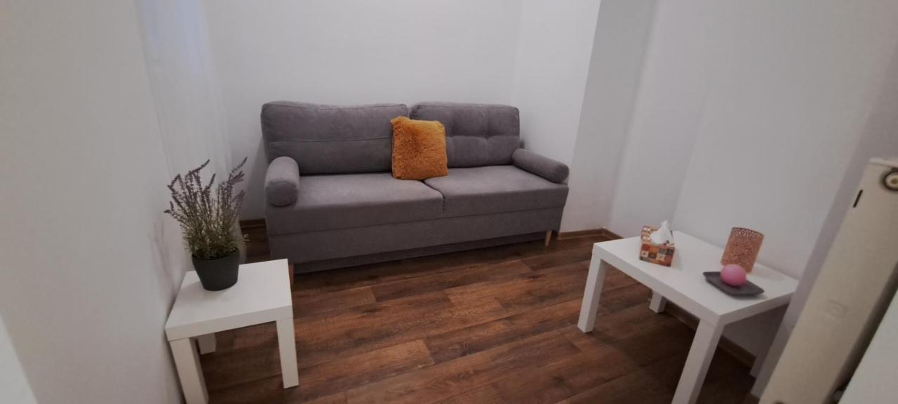 Sweet 16 Apartment In The Party District Βουδαπέστη Εξωτερικό φωτογραφία